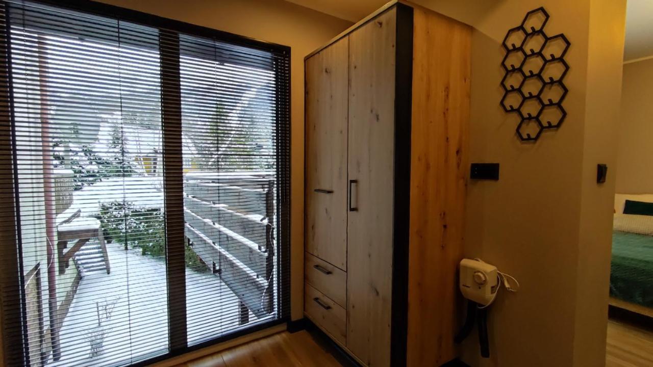 Apartament Olimpijska 54 Z Prywatnym Jacuzzi Na Tarasie Щирк Екстериор снимка